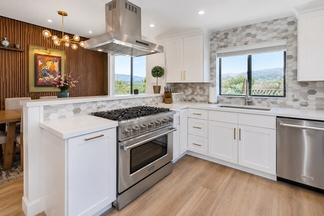 Building Photo - Fully Furnished 3BR/3BA Designer Desert Retreat in La Quinta | 30+ Day Stays
