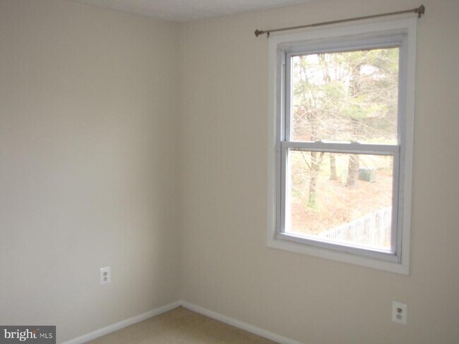 Building Photo - 5844 Rock Forest Ct