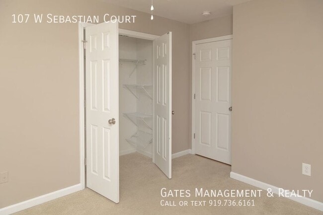 Building Photo - 107 W Sebastian Ct