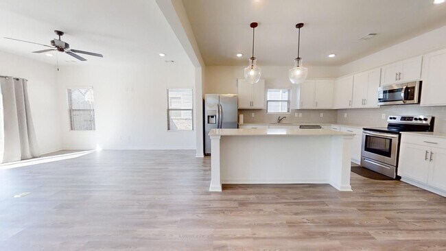 Building Photo - Mimms Trail Subdivision -SUBLEASE MAY 2026-JUNE 2027