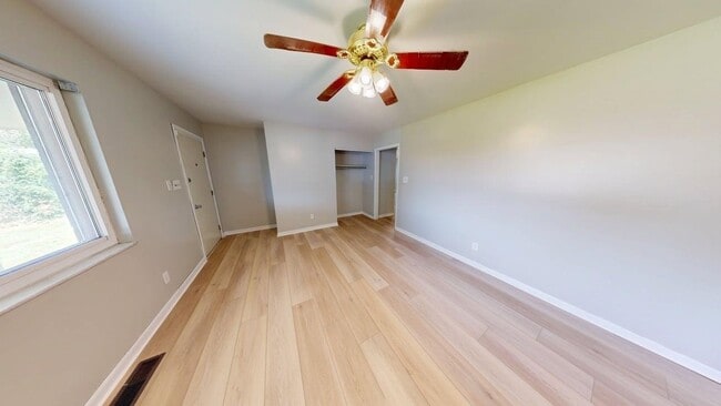 Building Photo - 78 Township Rd