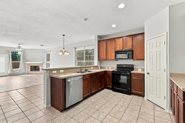 Building Photo - 5813 Touchstone Dr