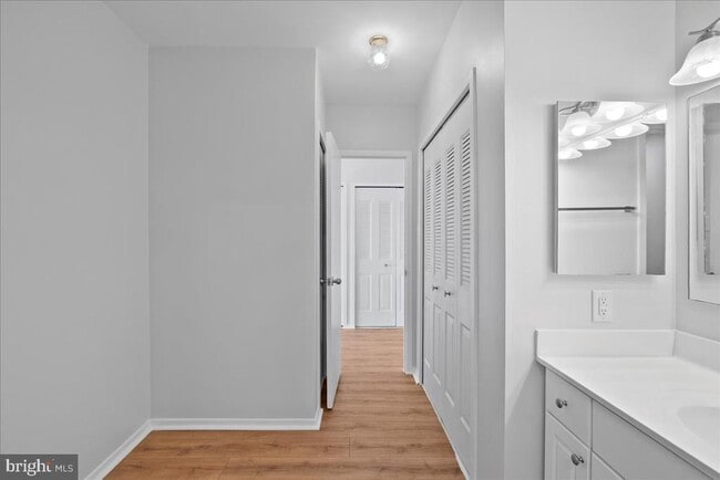 Building Photo - 3705 S George Mason Dr