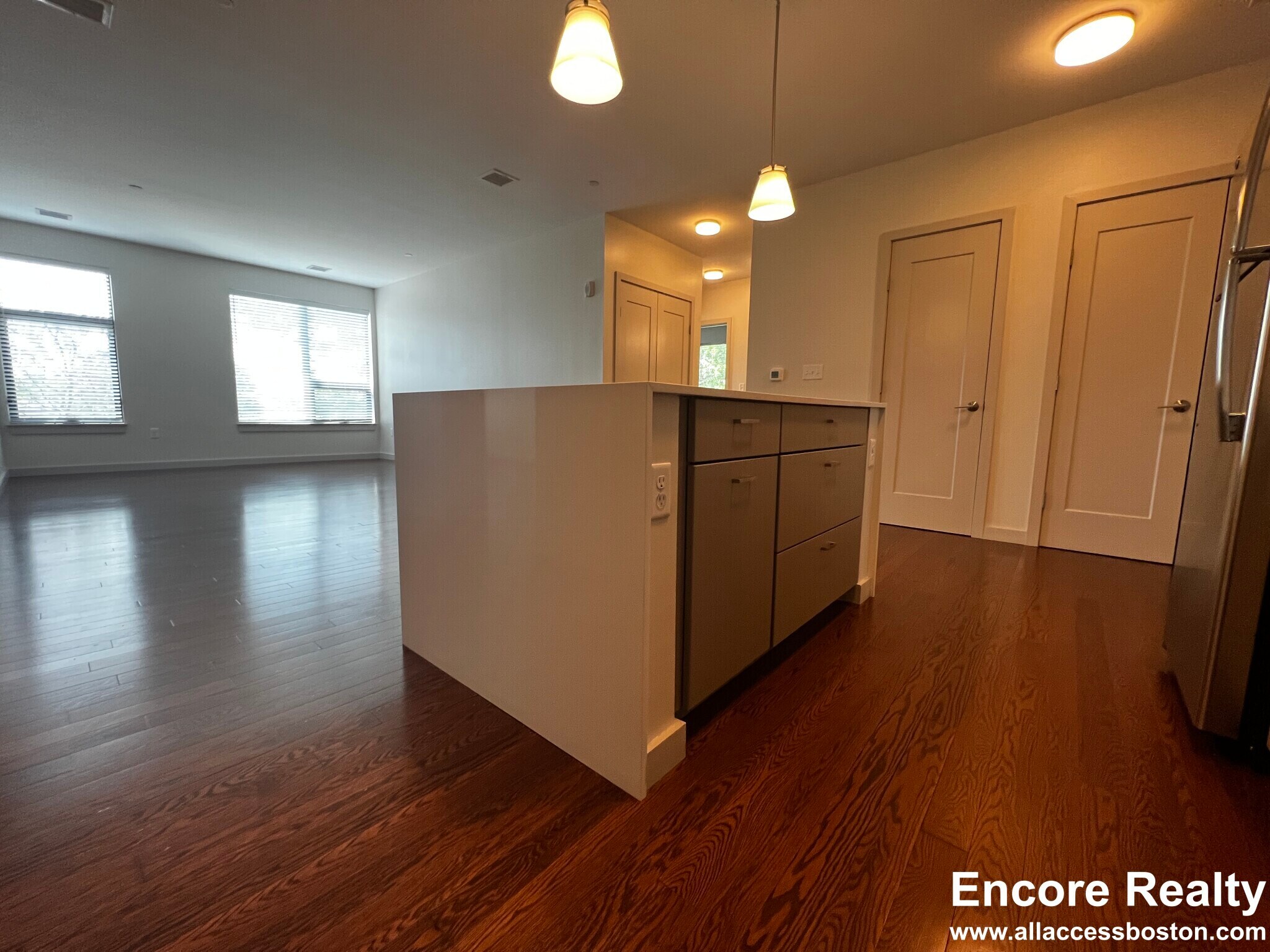 Building Photo - 455 Harvard St