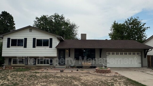 Primary Photo - 4030 Ridge Dr