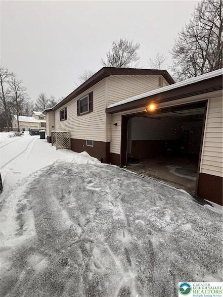 Building Photo - 9203 Westwood Dr