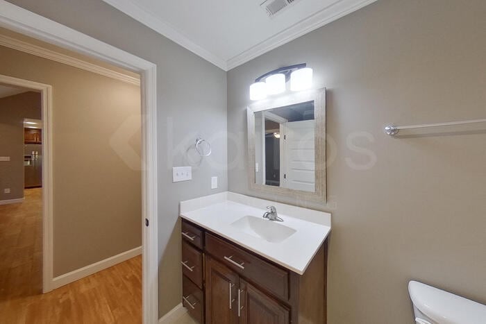 Building Photo - 94 Old Orchard Rd