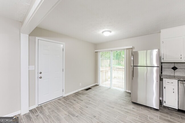 Building Photo - 134 Ventnor Ct