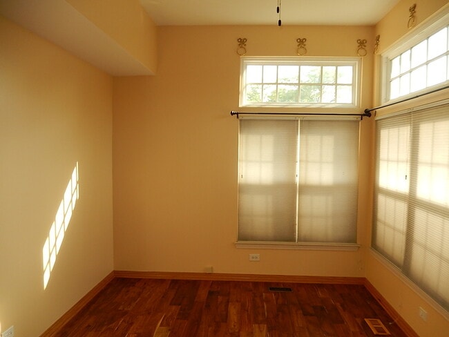 Building Photo - 2814 Gilcrest Ct