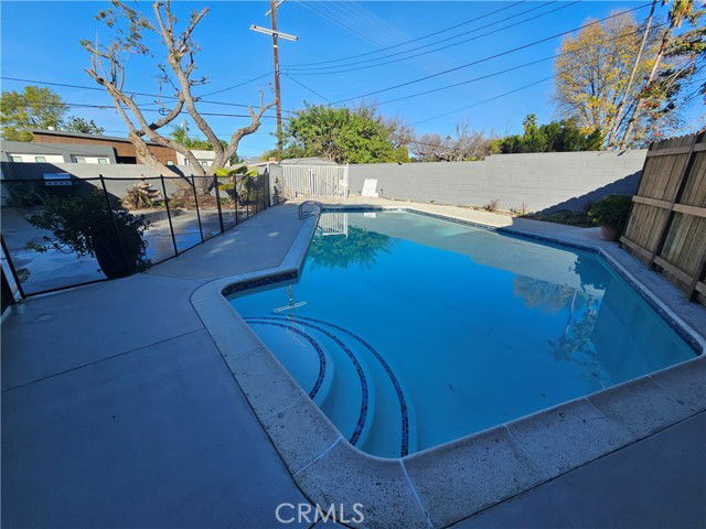 Building Photo - 5352 Bayer Pl