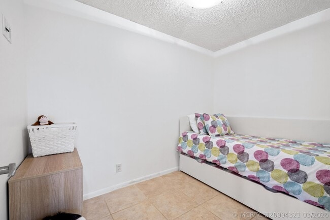 Building Photo - 5000 N Ocean Blvd