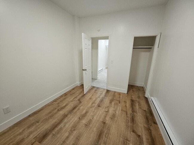 Building Photo - 75 5th Ave