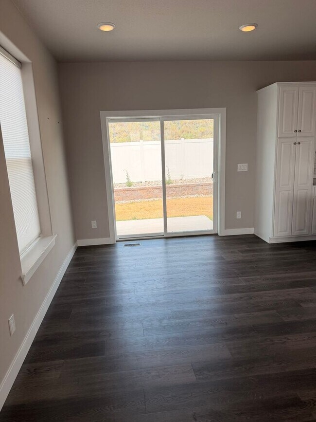 Building Photo - 1726 Kade Ct
