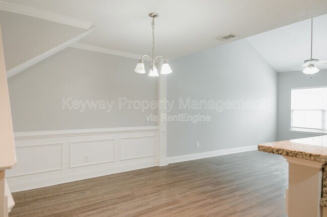 Building Photo - 1011 Coveside Trl