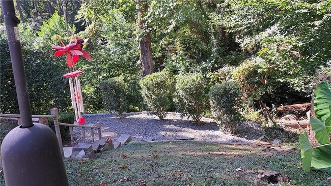 Building Photo - 1176 Converse Dr NE