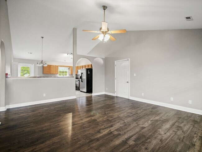 Building Photo - 6554 Colossal Ln