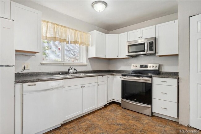 Building Photo - 6700 Wadsworth Blvd