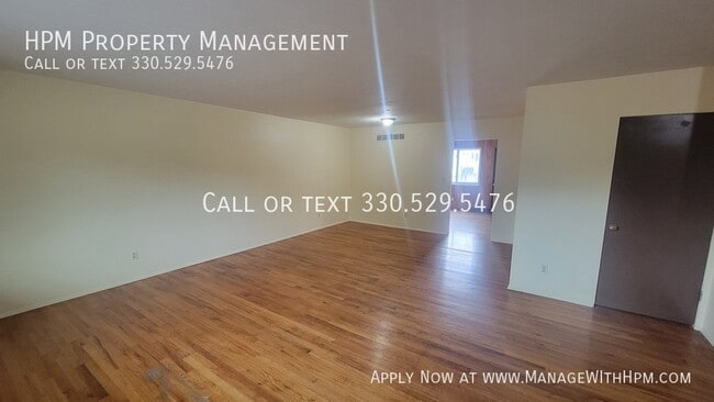 Building Photo - 1690 Karg Dr