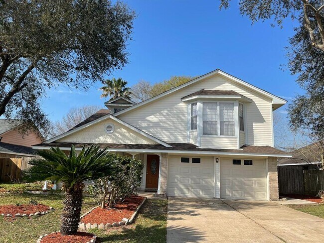 Building Photo - 15614 Barbarossa Dr