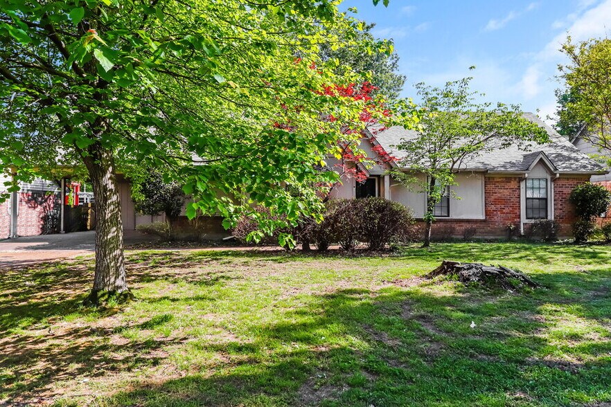 Building Photo - 6779 Cleary Dr