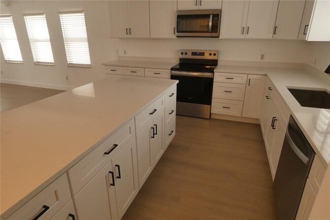 Building Photo - 8468 7th Way N