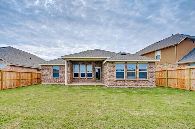Building Photo - 1006 Warm Summer Dr