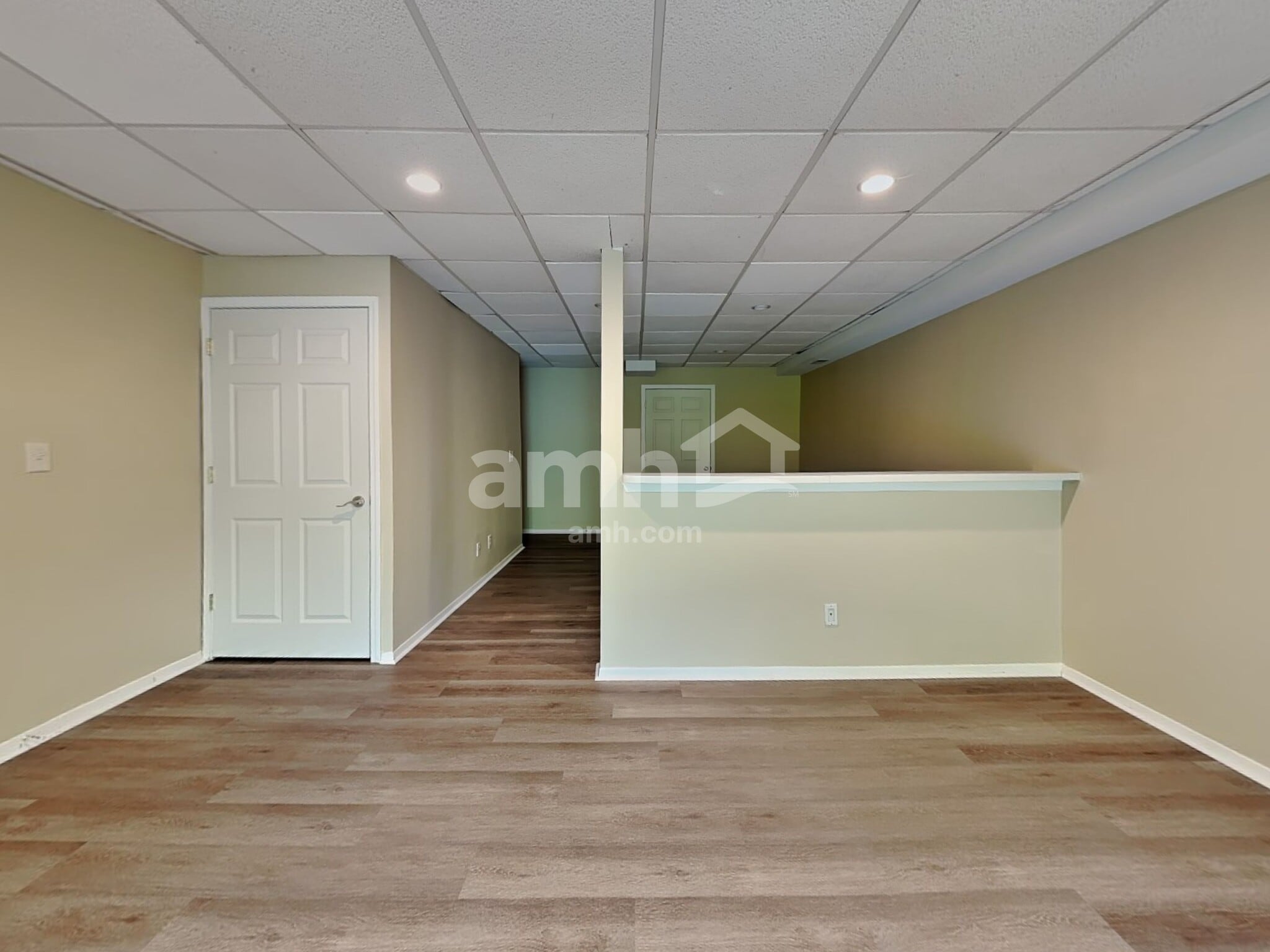 Building Photo - 1418 Grandview Ct