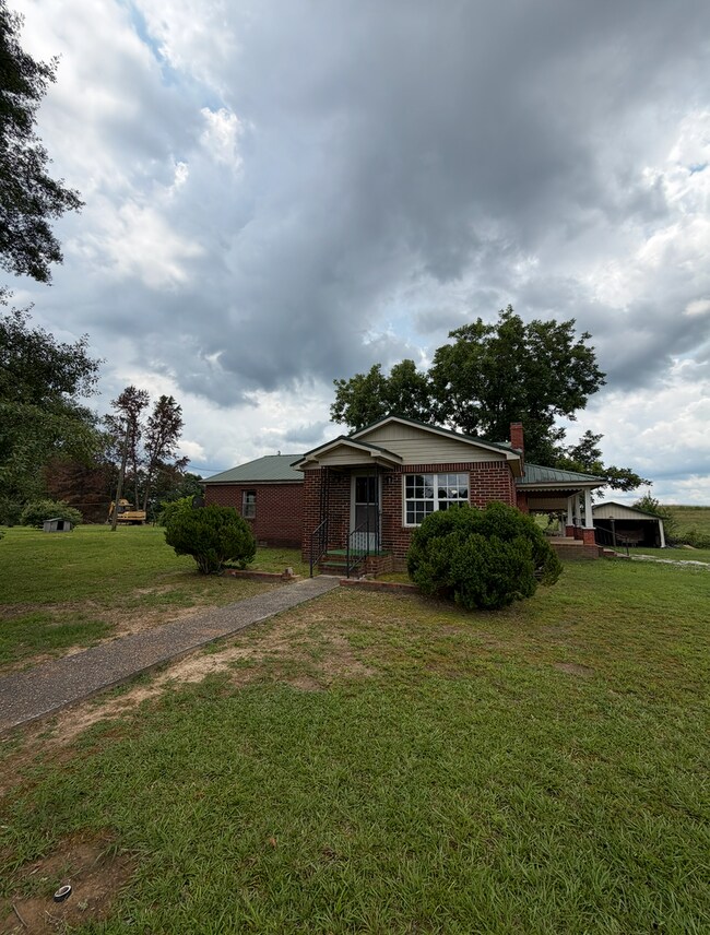 Building Photo - 1380 County Rd 15