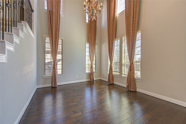 Building Photo - 20411 Fawn Rest Pl