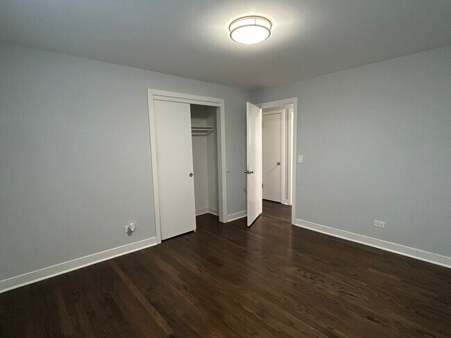 Building Photo - 5340 N Central Ave