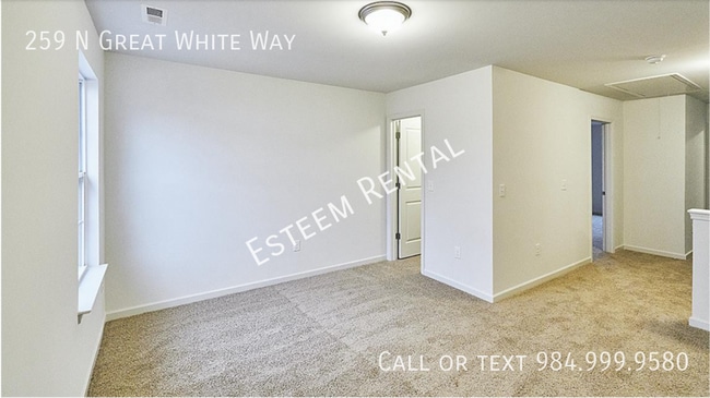 Building Photo - 259 N Great White Way