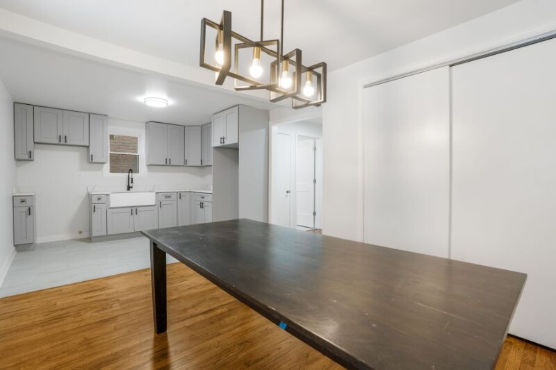 Building Photo - 6136 S Kildare Ave