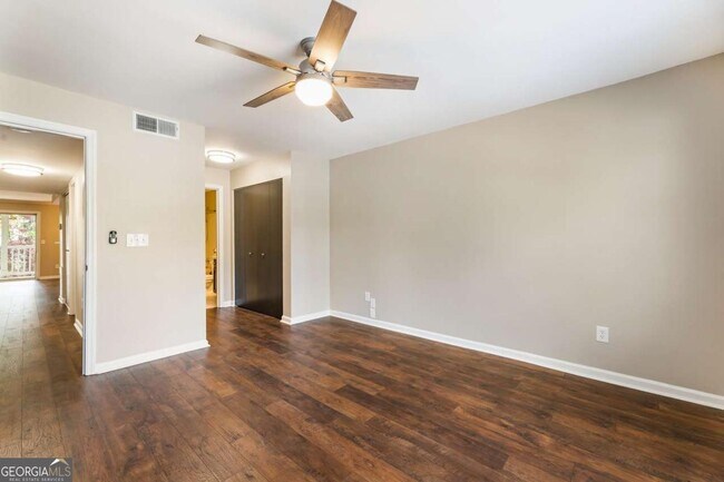 Building Photo - 4016 Whitehall Way