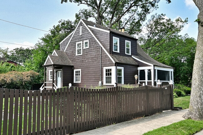 Building Photo - 2147 N 78th Ave