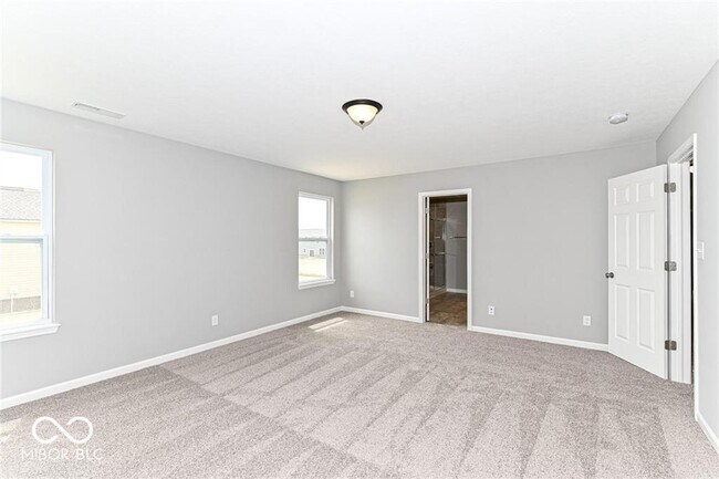 Building Photo - 2165 Davis Dr