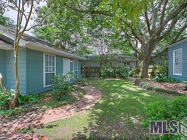 Building Photo - 225 LSU Avenue