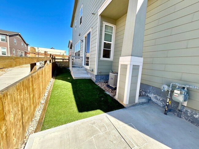 Building Photo - Better Than New! Stunning 4-year old Home with High-End Finishes