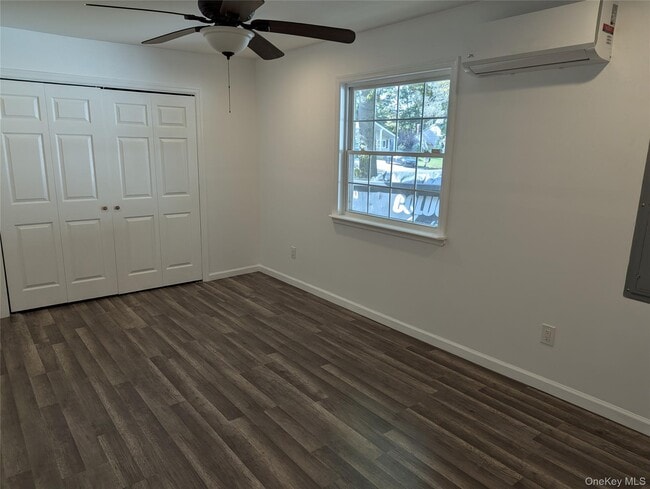 Building Photo - 144 Sequoia Dr