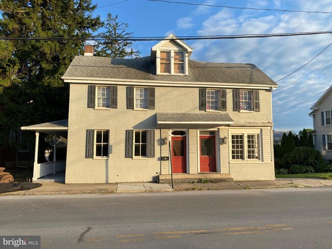 Building Photo - 208 W Main St