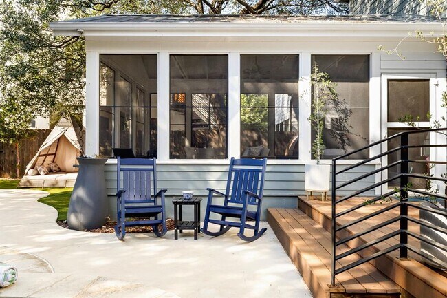Building Photo - 4312 Rosedale Ave