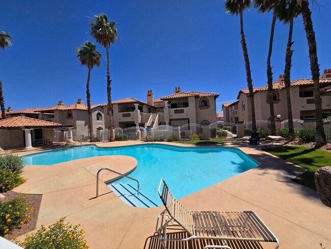 Building Photo - 1421 Santa Margarita St