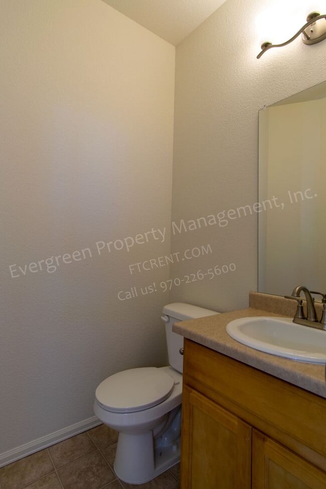 Building Photo - 1709 102nd Ave