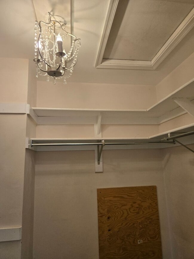 Building Photo - 3 Bedroom Townhouse in Virginia Beach