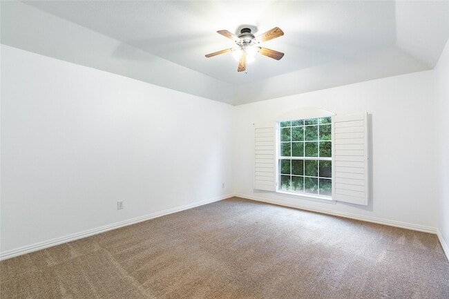 Building Photo - 3731 Charter Dr