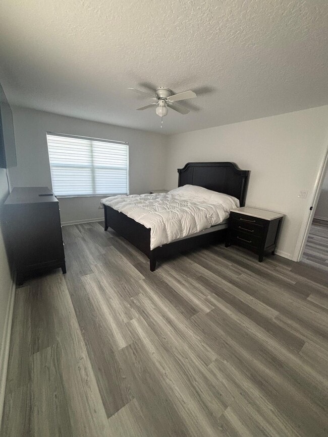 Building Photo - 620 Southwind Cir