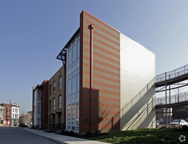 Primary Photo - Seminary Square Lofts