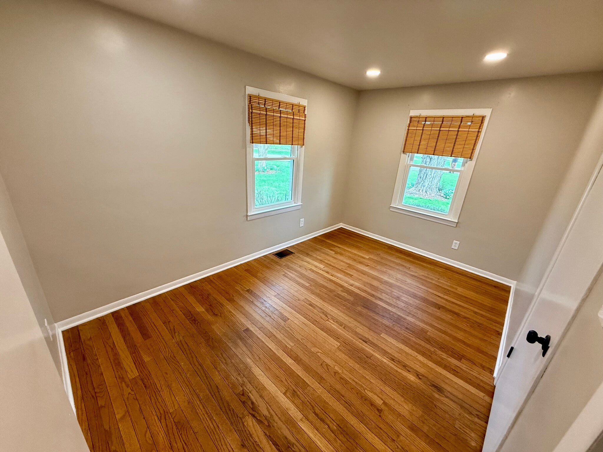 Building Photo - 6480 E County Road 700 N