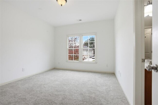 Building Photo - 845 Botanica Way