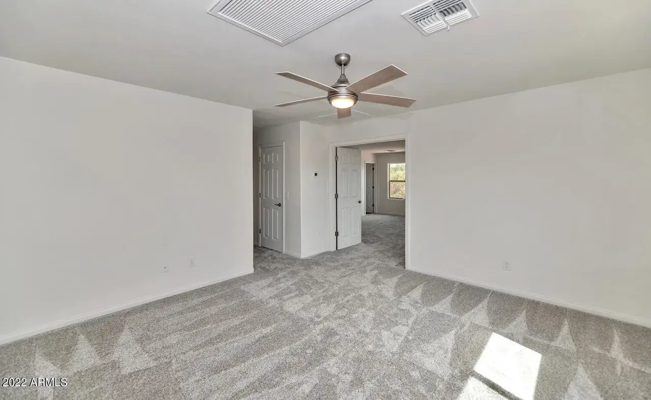 Building Photo - 9208 W Coolidge St