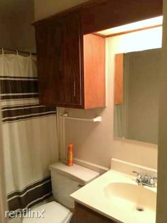 Building Photo - 2 br, 1.5 bath Duplex - 2406B Pecan Ridge Dr